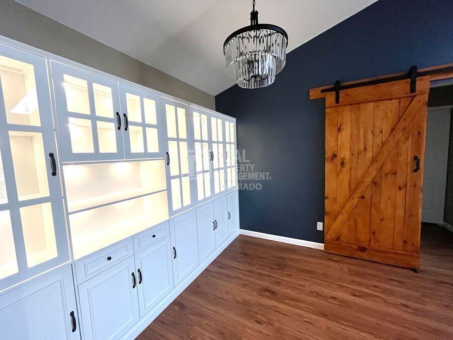 918 Tenderfoot Hill Rd #201 - Photo 6 of 18