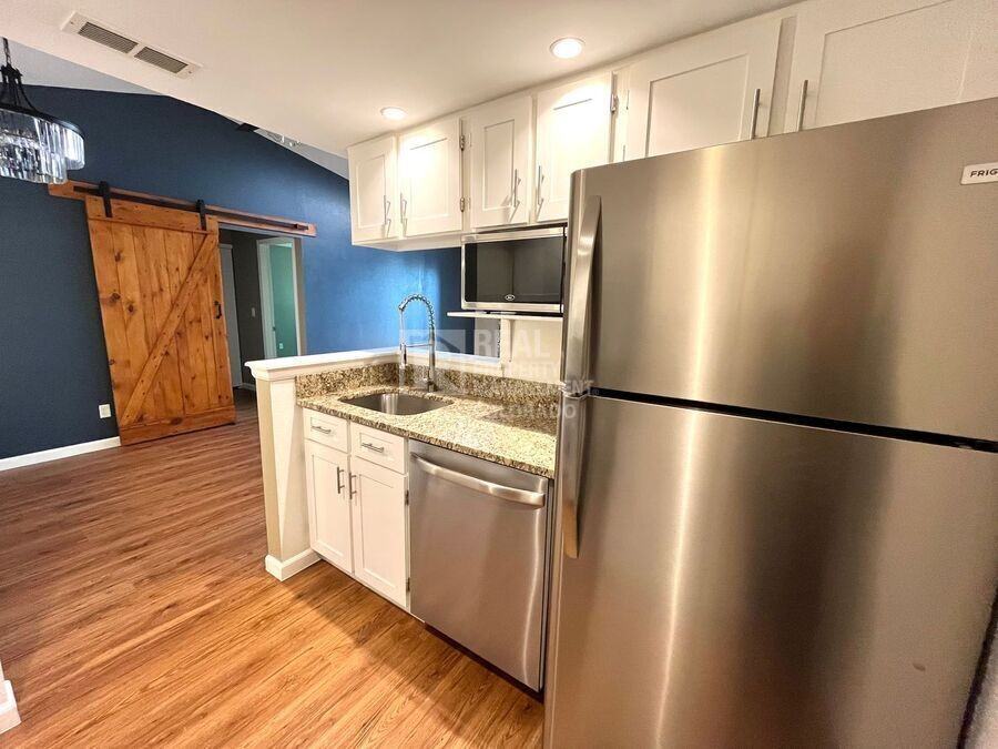918 Tenderfoot Hill Rd #201 - Photo 7 of 18