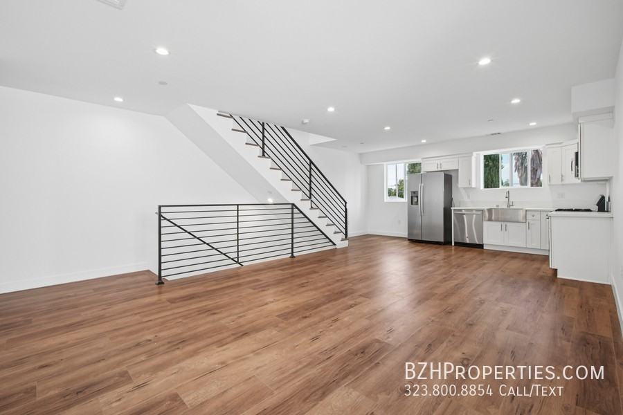 6334 1/2 Beck Ave - Photo 4 of 26
