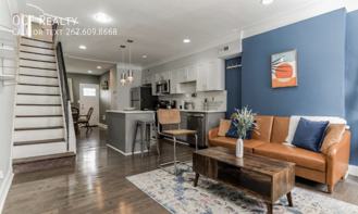2033 Sigel St - Photo 1 of 1