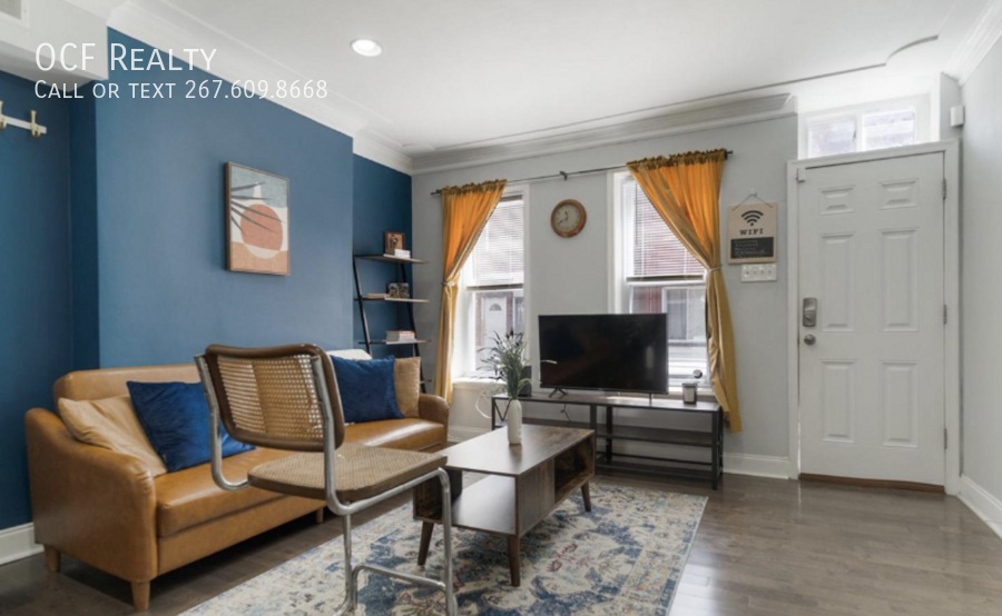 2033 Sigel St - Photo 2 of 18