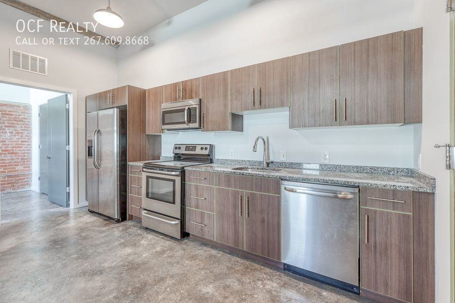 4800 Brown St #312 - Photo 7 of 27
