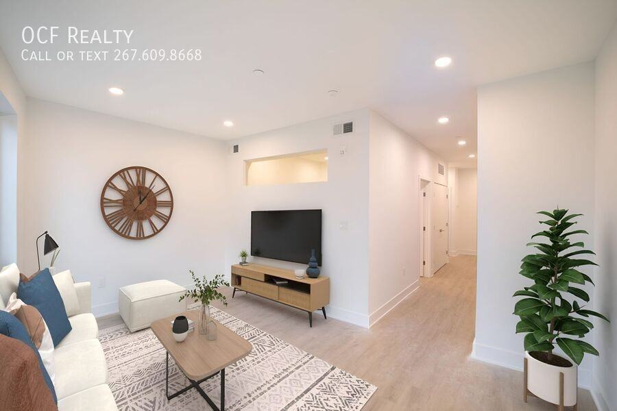 1325 N Lee St #401