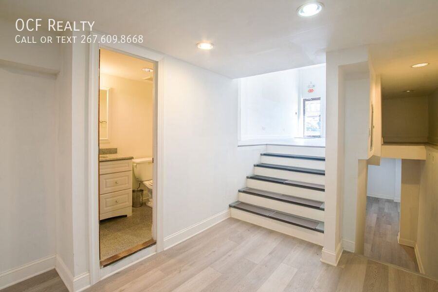 2504 S Broad St - Photo 2 of 11