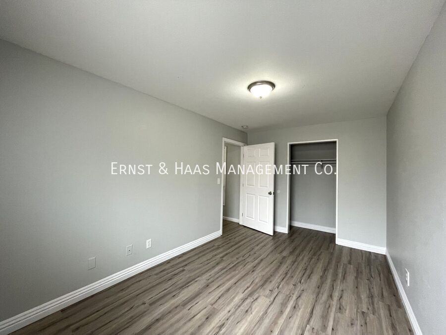 5917A Atlantic Ave - Photo 3 of 7