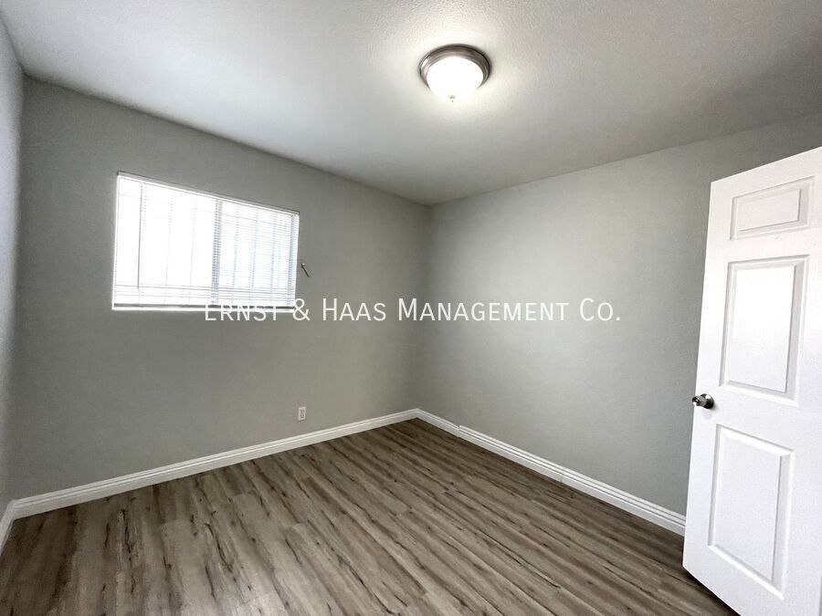 5917A Atlantic Ave - Photo 6 of 7