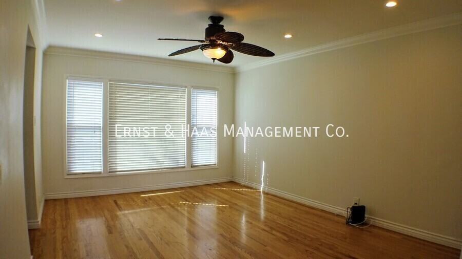 2953 Silva St - Photo 4 of 30
