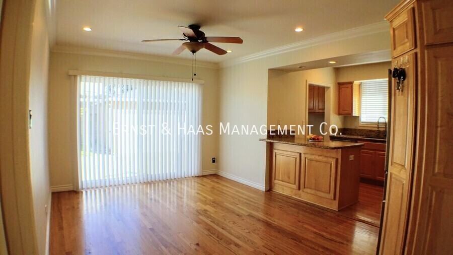 2953 Silva St - Photo 7 of 30