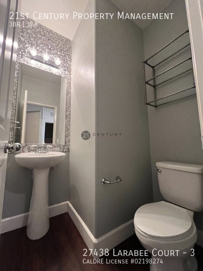 27438 Larabee Ct #3 - Photo 4 of 24