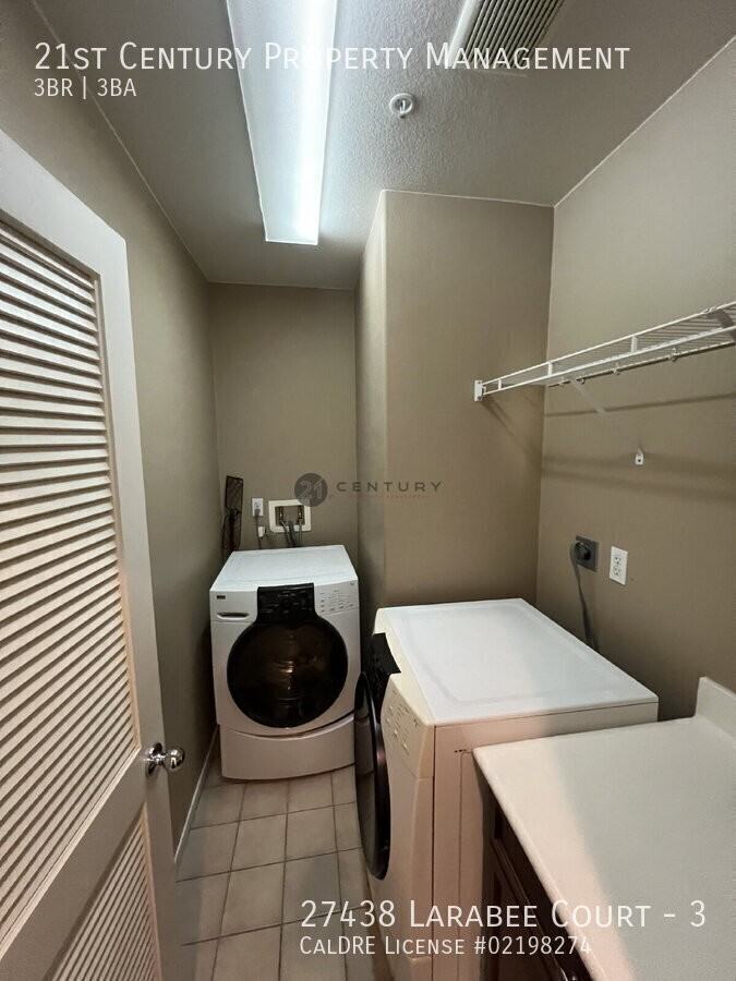 27438 Larabee Ct #3 - Photo 5 of 24