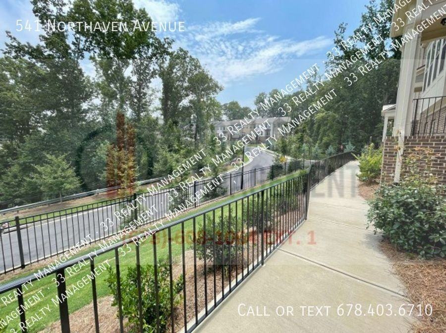 541 Northaven Ave - Photo 3 of 9