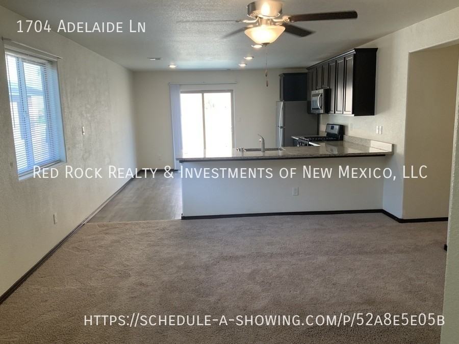 1704 Adelaide Ln - Photo 4 of 24