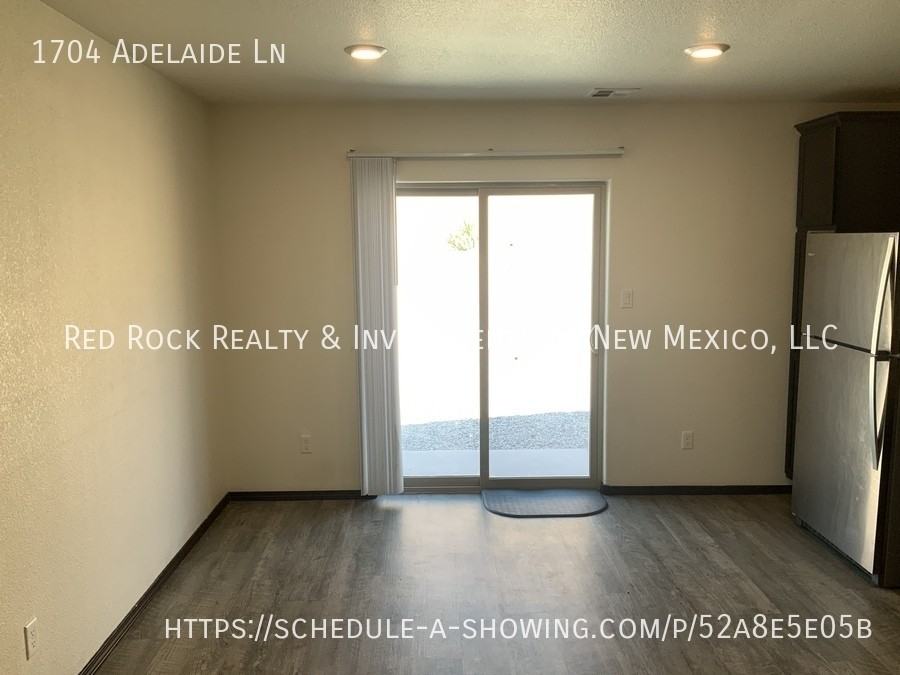 1704 Adelaide Ln - Photo 5 of 24