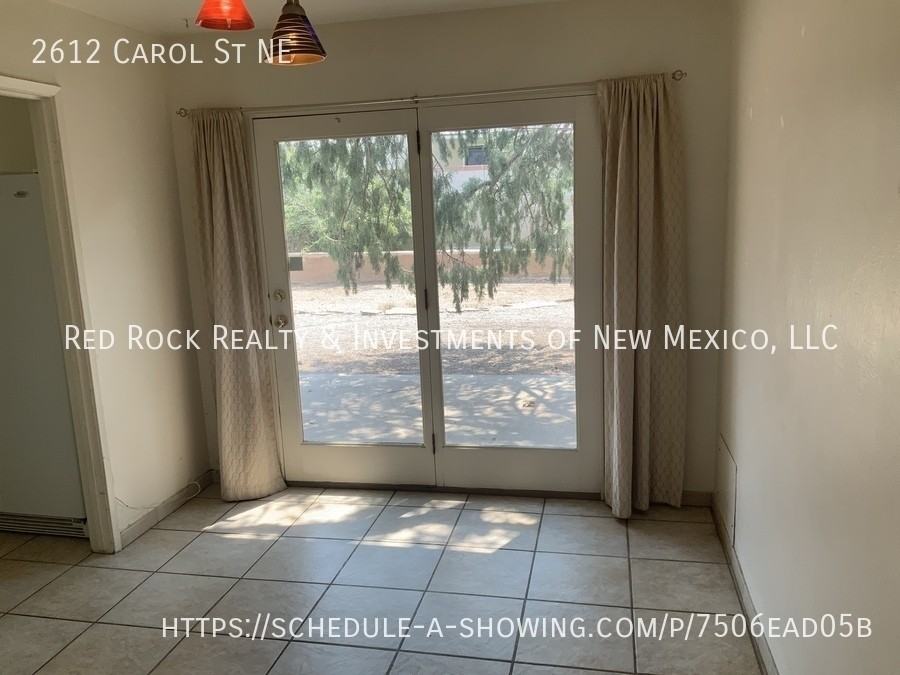 2612 Carol St Ne - Photo 7 of 23