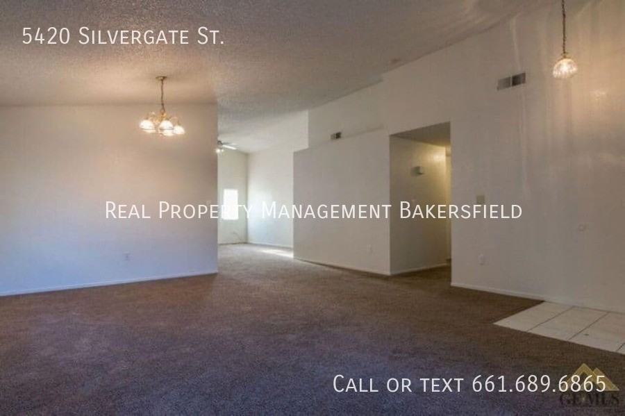 5420 Silvergate St - Photo 5 of 20