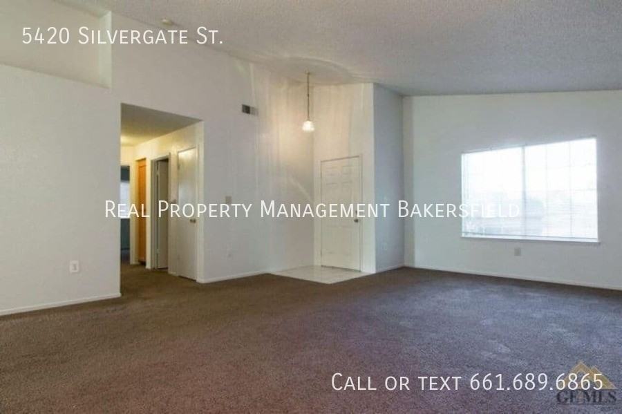 5420 Silvergate St - Photo 6 of 20