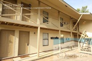 featured image of 113 N Rogers St #4