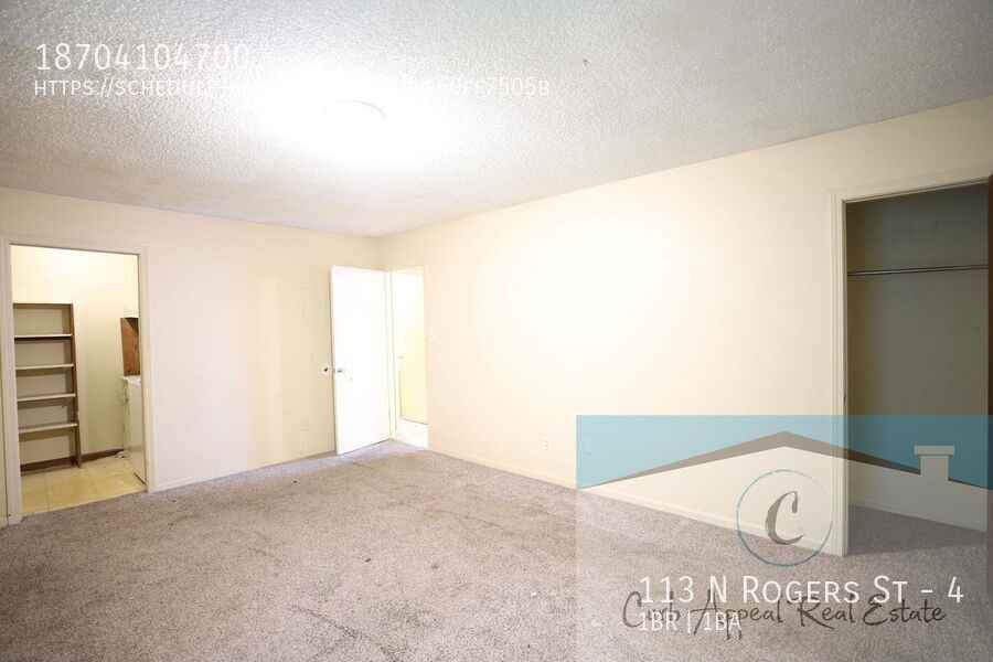 113 N Rogers St #4 - Photo 3 of 8