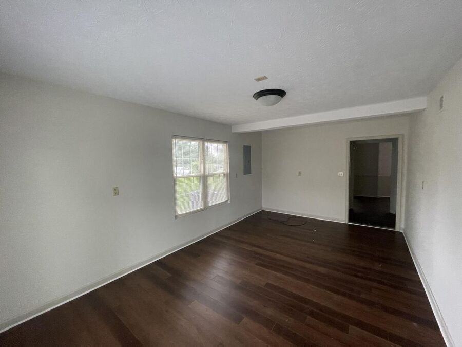 100 Coconut Grove Dr - Photo 7 of 25