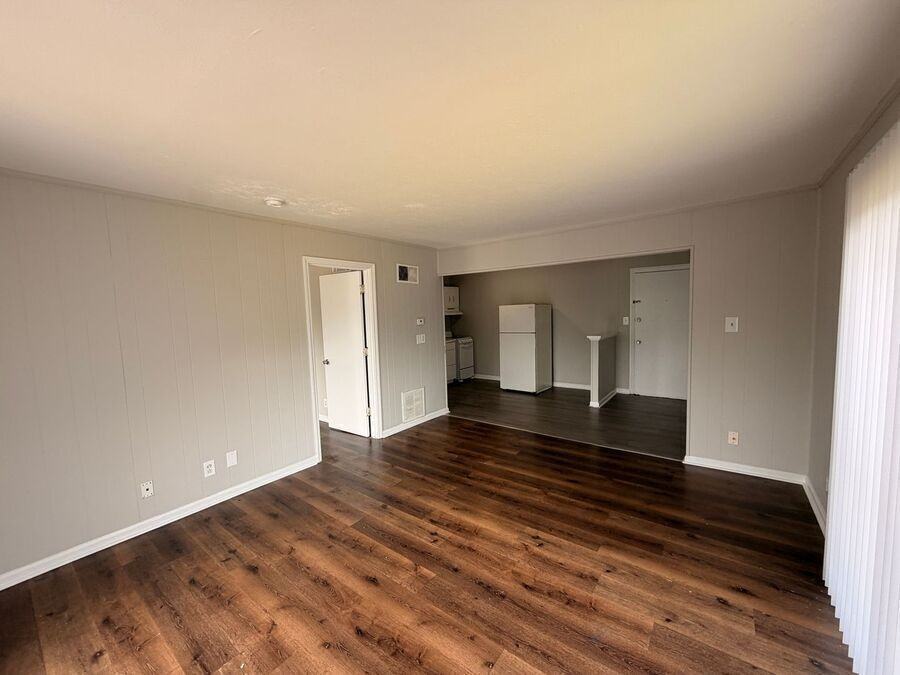 1708 Jennifer Rd #B - Photo 2 of 33