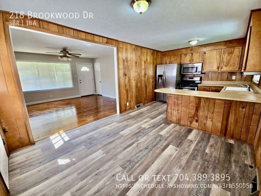 218 Brookwood Rd - Photo 2 of 10