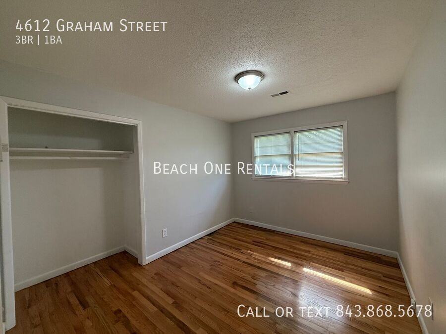 4612 Graham St - Photo 7 of 9