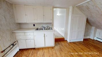 featured image of 445 Main St #B
