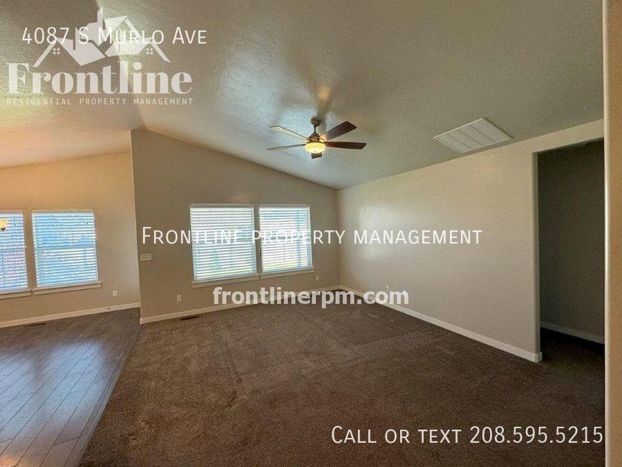 4087 S Murlo Ave - Photo 3 of 32