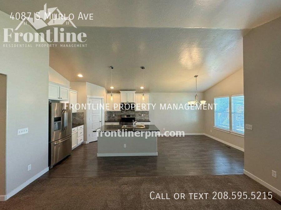4087 S Murlo Ave - Photo 6 of 32