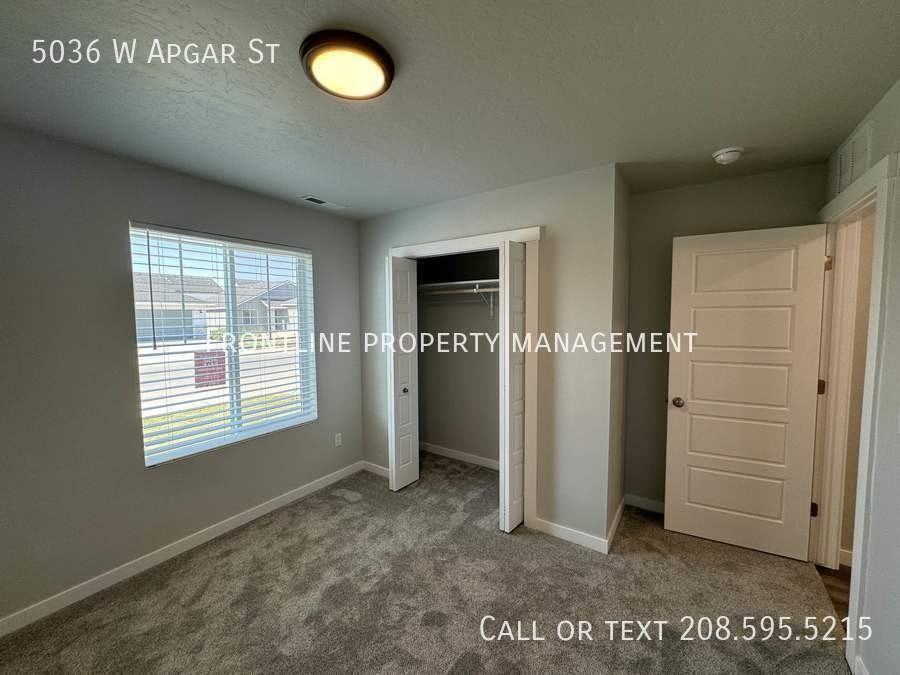 5036 W Apgar St - Photo 7 of 26