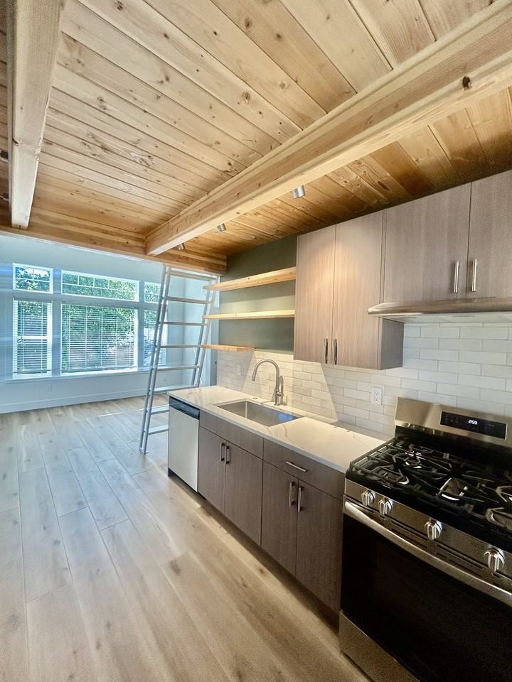 326 Boblett St #1 - Photo 4 of 27