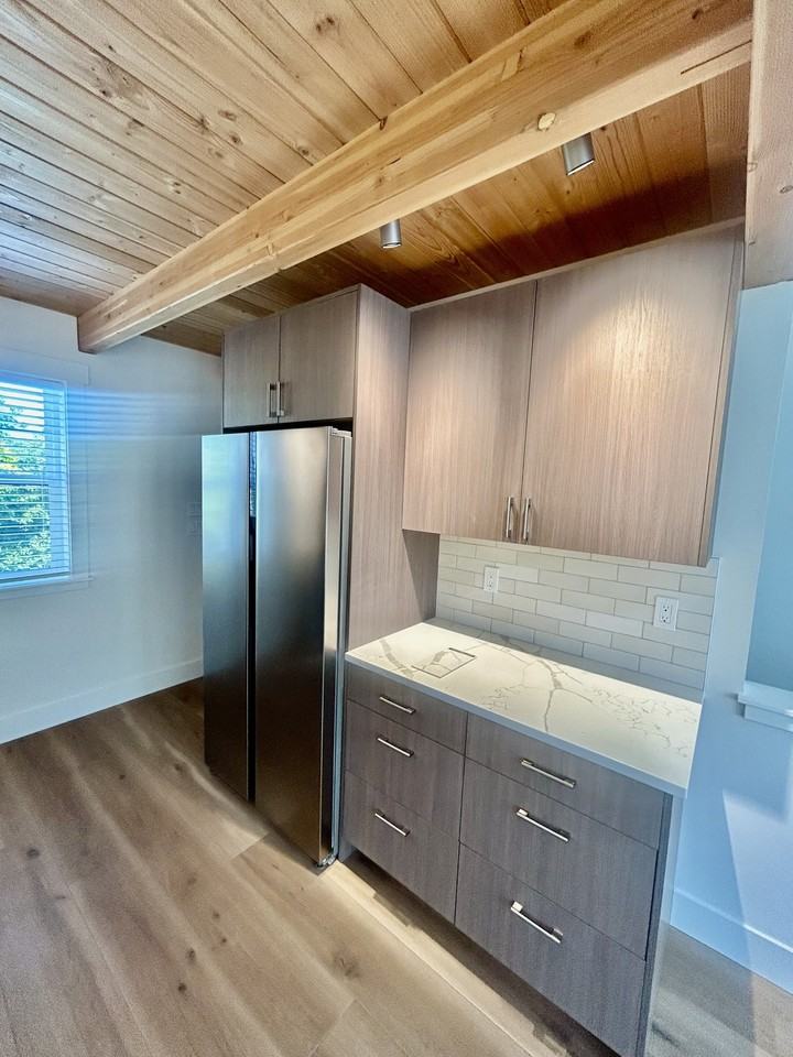 326 Boblett St #1 - Photo 5 of 27