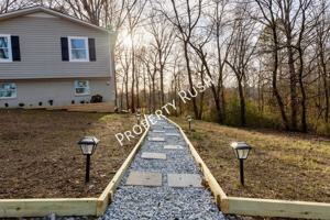 featured image of 2290 Malibu Dr Se #B