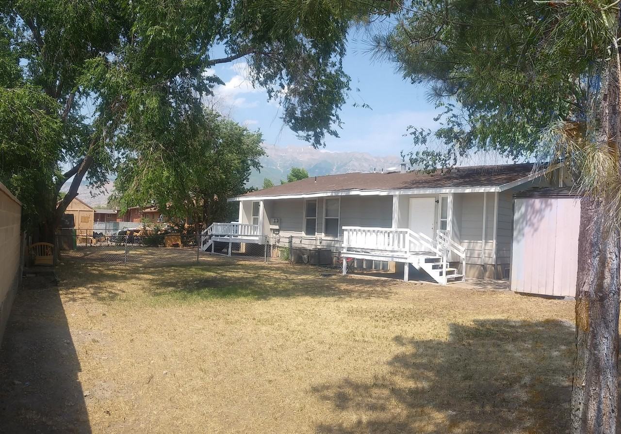 987 N 185 W - TT - Photo 2 of 13