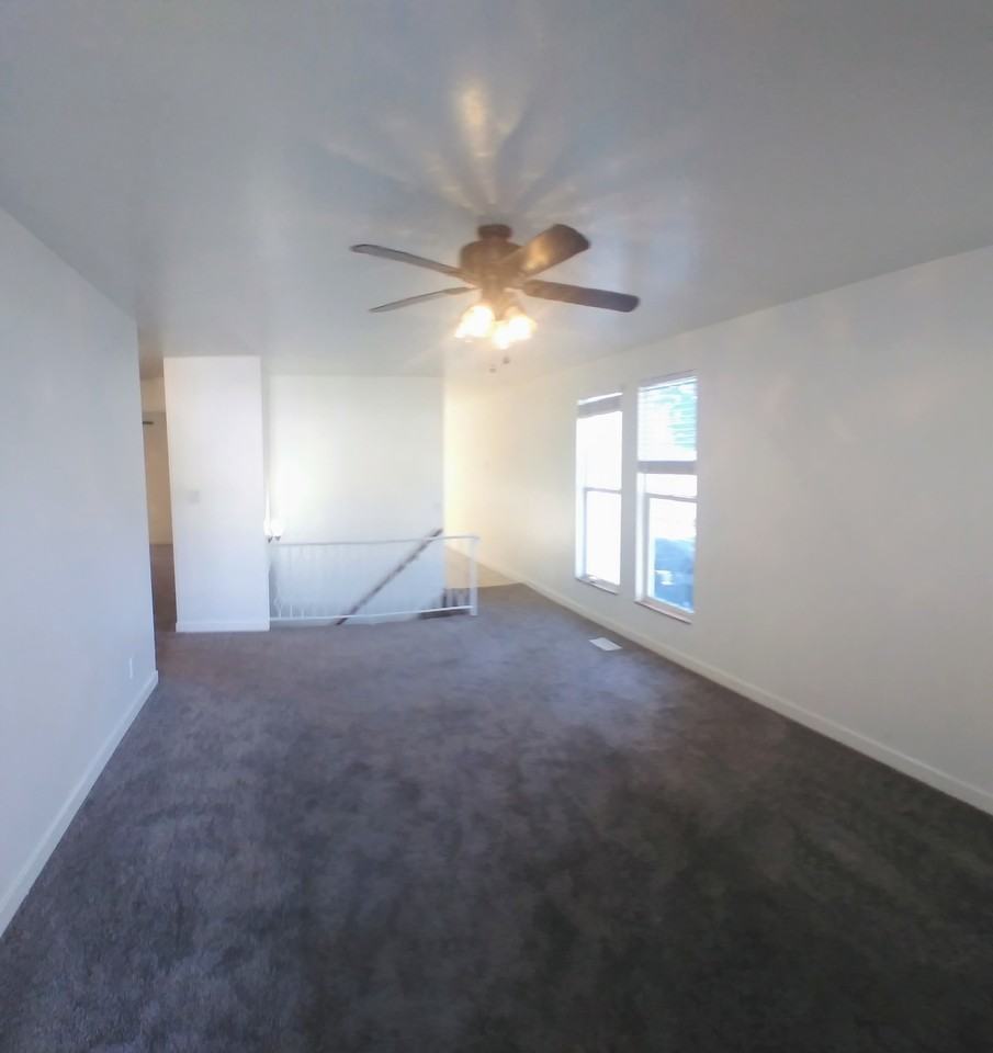 987 N 185 W - TT - Photo 3 of 13