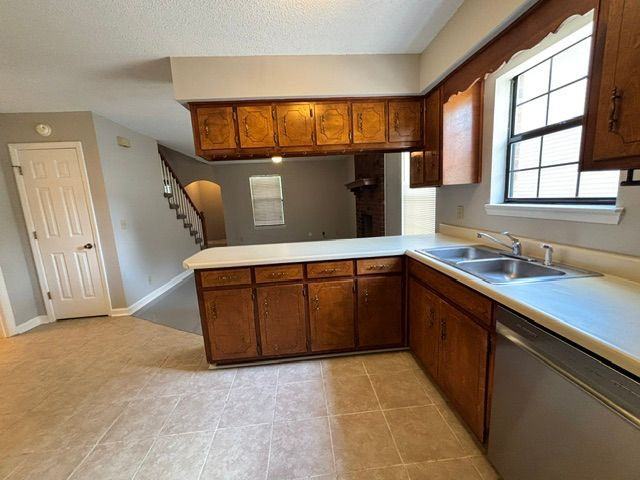 645 Lilly Ln - Photo 6 of 29
