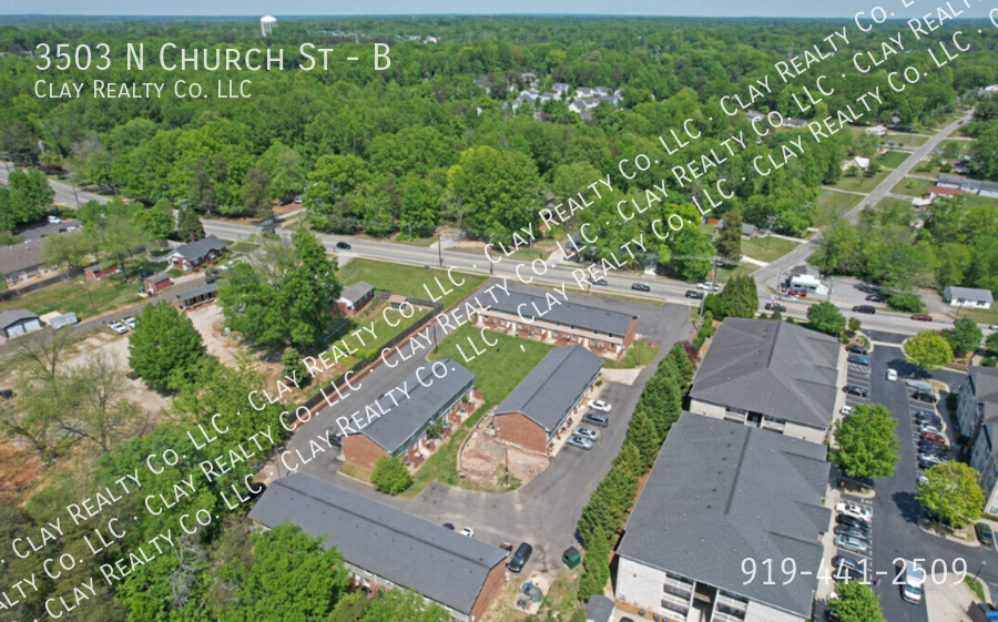 3503 N Church St #B - Photo 4 of 10