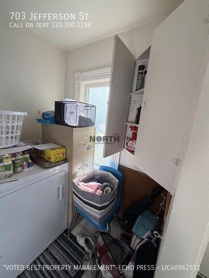 703 Jefferson St - Photo 7 of 50