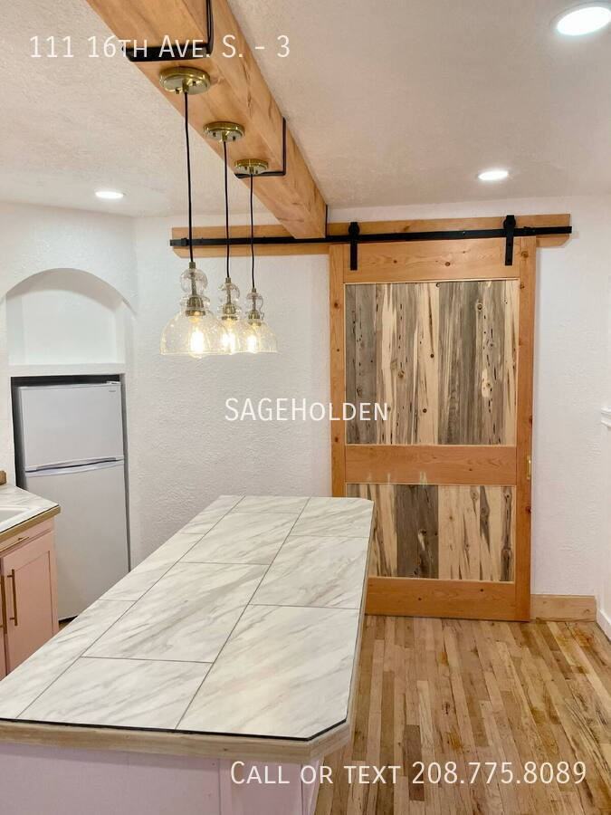 111 16th Ave S #3 - Photo 4 of 18