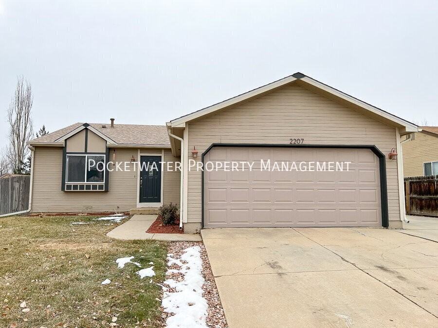2207 Tulip St - Photo 2 of 18