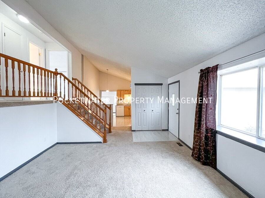2207 Tulip St - Photo 5 of 18