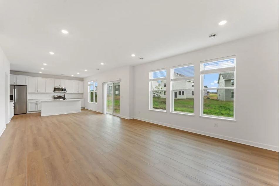 18325 Gladiator Drive - Photo 6 of 15