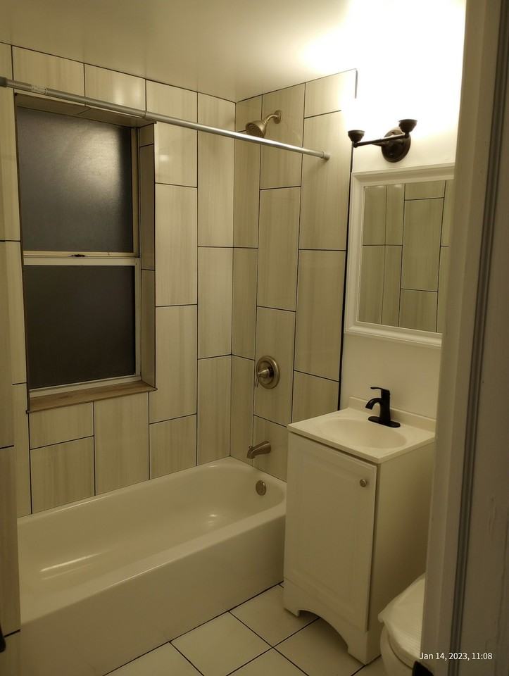 5662 North Ridge Avenue, Unit 2N - Photo 6 of 10