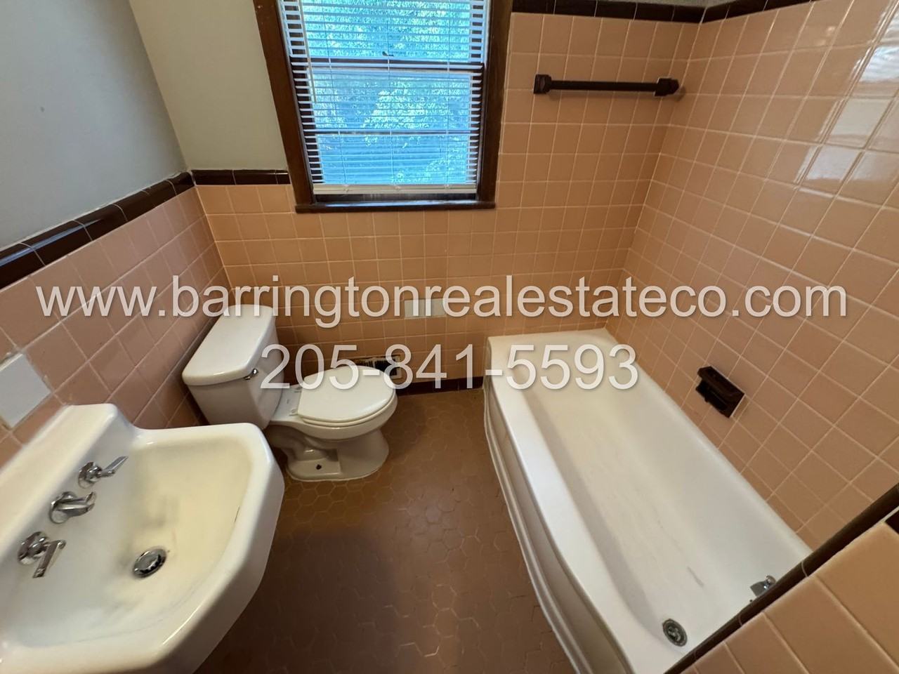 332 Glynn Dr - Photo 5 of 5