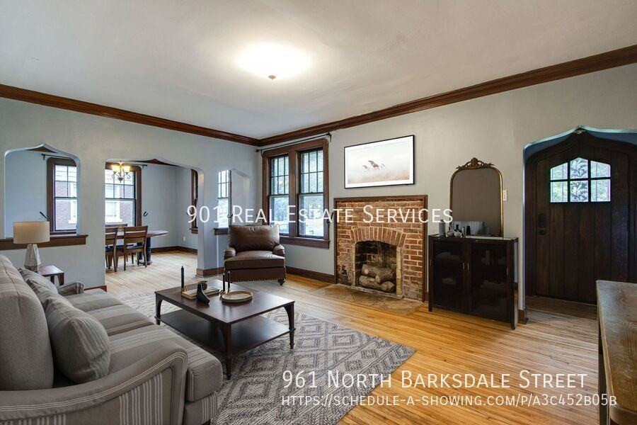961 N Barksdale St - Photo 3 of 22
