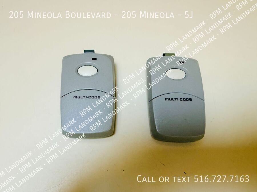 205 Mineola Boulevard - 205 Mineola #5J - Photo 4 of 14