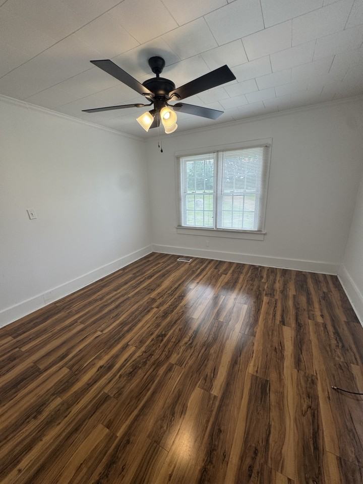 1495 Eli Bowen Rd - Photo 3 of 32