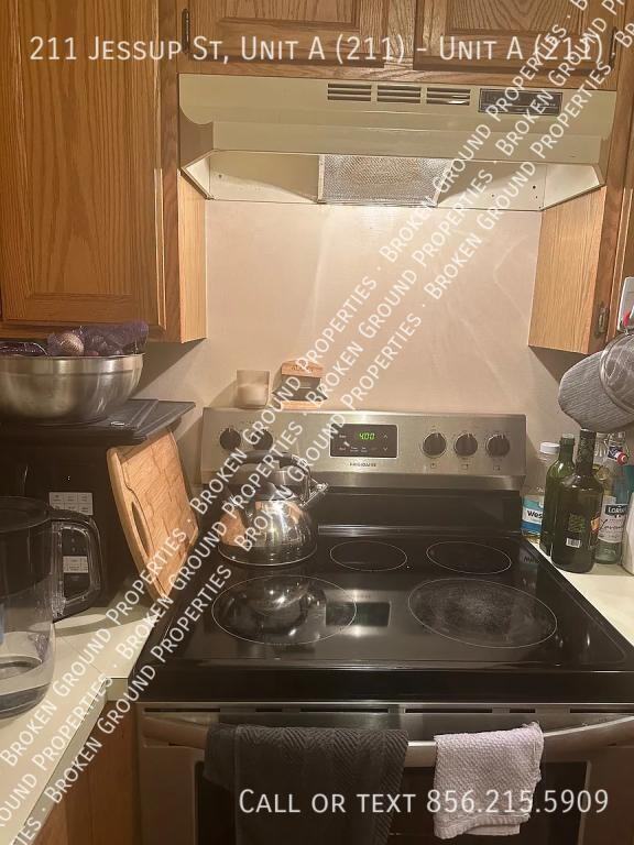 211 S Jessup St #A211 - Photo 7 of 17