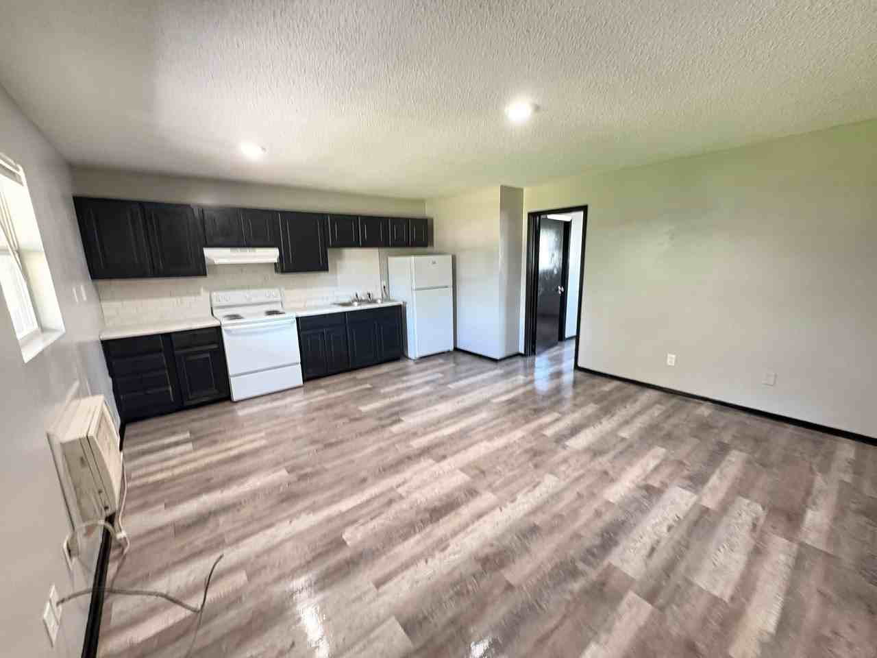 W. 30th Apartments - Photo 7 of 22