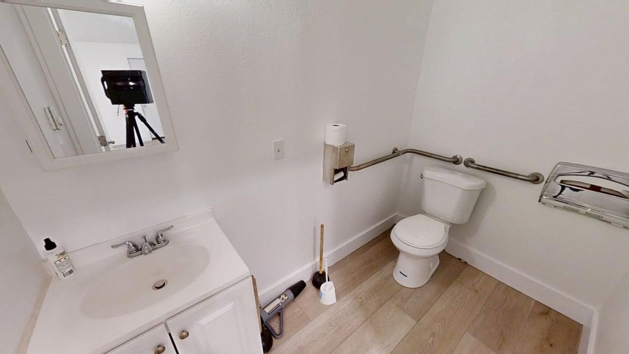 11518 Ne Sandy Blvd - Photo 4 of 19